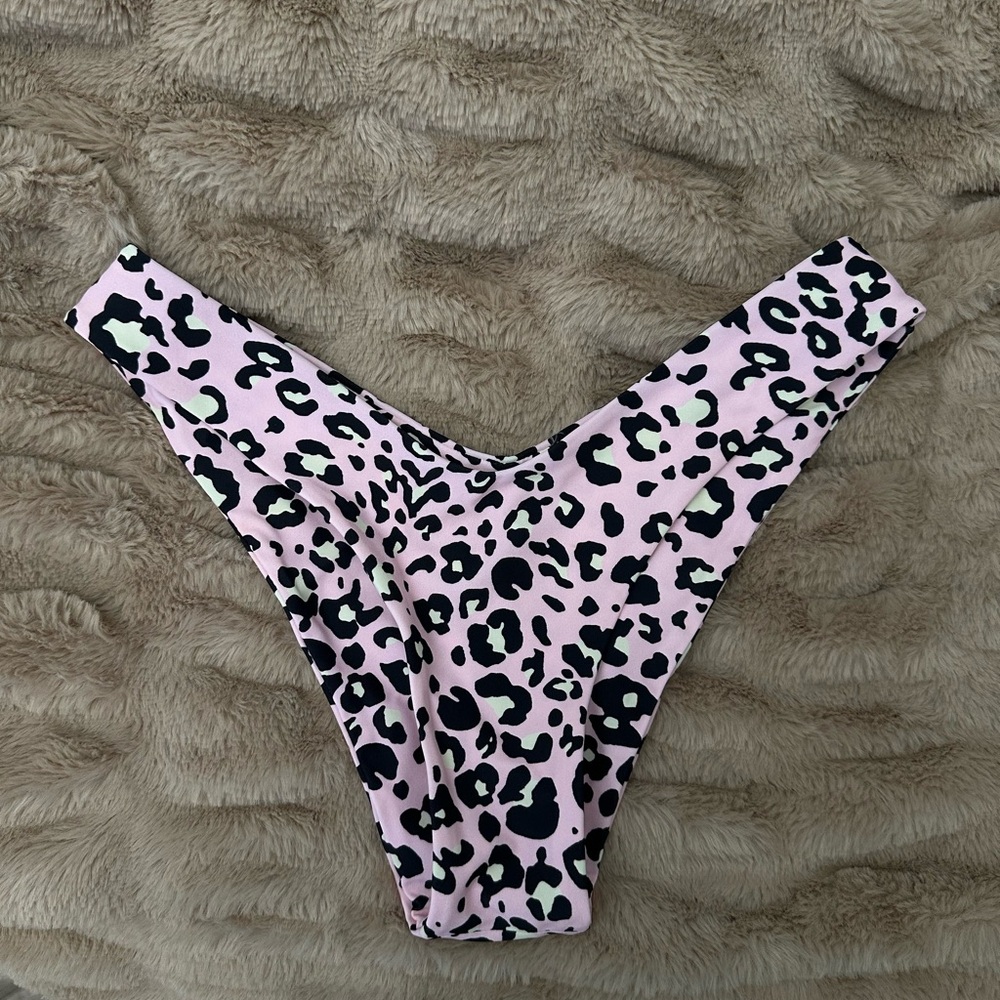 Pinkcolada bikini bottoms- small
